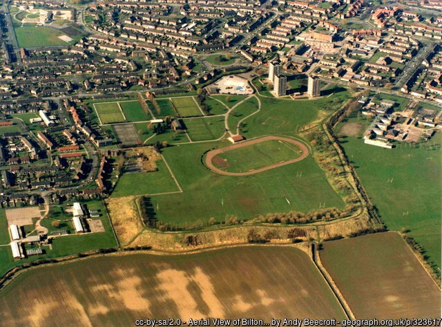 Hull - Alderman Kneeshaw Recreation ground : Image credit Andy Beecroft - Geographia
